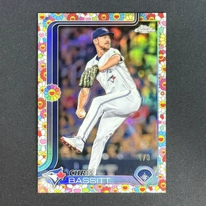 2025 Topps Chrome Chris Bassitt #184 Murakami Variation 1/3 Toronto Blue Jays - Picture 1 of 2