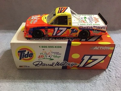 2003 Action DARRELL WALTRIP #17 Tide / Kids World 1/24 Craftsman Truck #/4404 - Image 1 of 4