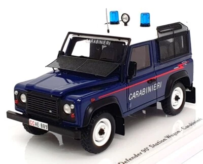 TSM 1/43 TSM164326 - Land Rover Defender 90 Stn Wagon Police Carabinieri - Image 1 of 4
