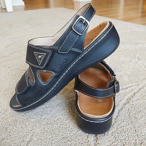 Fidelio Women's Size EUR 40 Black Leather Sandals Adjustable straps buckle READ - Picture 1 of 13