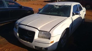 Driver Front Window Regulator Includes Motor Fits 05-10 300 261496 - Picture 1 of 8