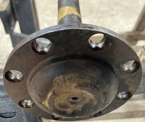 Rear Axle Shaft from 1995 Ford F800 Meritor Rockwell T5552 2E9001 - Picture 1 of 15