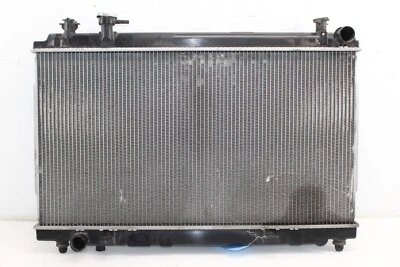 Radiador Nissan 350z VQ35DE M/T 2003-2006 OEM Foto 1 de 4