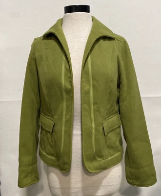 Chaqueta para mujer Multiples pequeña de franela verde ribete sedoso frente abierto Foto 1 de 4