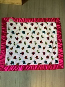 My Blankee ~ Bugs de lujo para dama ~ Fushia con borde satinado ~ Pesado para un sueño tranquilo - Imagen 1 de 6