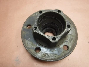 Jeep Cj5 Cj7 Cj8 81-86 5 Bolt Hub Bearing Housing Factory OEM Free Shipping - Picture 1 of 3