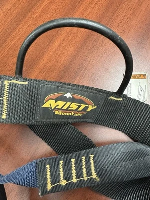 Arnés de escalada Misty Mountain Threadworks tamaño pequeño Foto 1 de 4