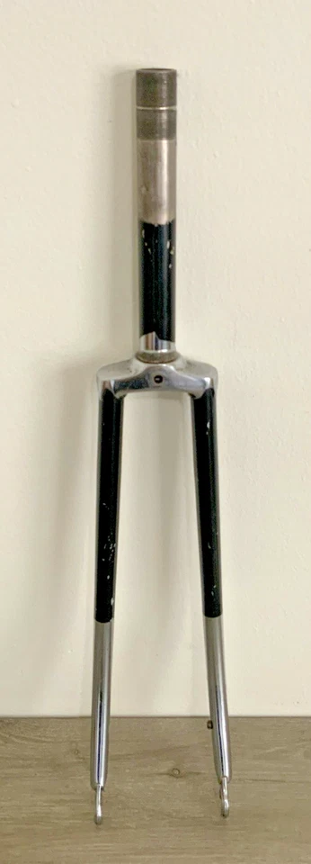 STEEL FORK 700C ONE INCH THREADLESS 185 MM STEERER 31.5 OUNCES BSA 26.4 MM RACE - Image 1 of 4