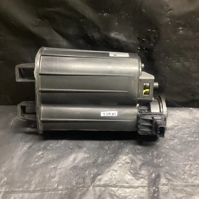 Nuevo bote de vapor de combustible Mopar 2003-2006 300M Sebring Stratus 04891386AD fabricante de equipos originales Foto 1 de 4