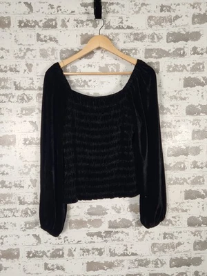 Top de terciopelo Jodifl talla grande negro manga abullonada caprichoso victoriano Foto 1 de 4