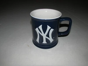 New York Yankees Encore MLB World Series 2007 Coffee Mug Cup Baseball New NY - Picture 1 of 4
