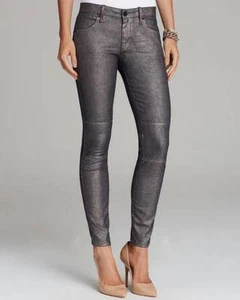 Pantalones de mezclilla ajustados al tobillo Marc Jacobs de metal con recubrimiento plateado $198 nuevos con etiquetas 24 - Imagen 1 de 1