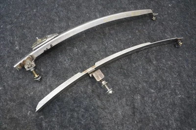 Riel guía de vidrio regulador ventana puerta izquierda OEM 65062000 Ferrari 360 Modena 2001 Foto 1 de 4