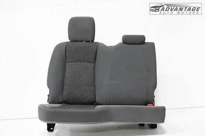 RAM 1500 2014-2017 cabina cuádruple trasero derecho y centro segunda fila asiento OEM Foto 1 de 4