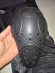 Armadillo Octopus K.E.S. motorcycle CE Level 1 knee armour protector inserts - Picture 1 of 2