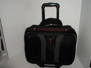Wenger Swiss Granada Wheeled Business gear Case Overnight Bag Computer rolling - Picture 1 of 14