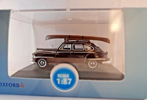 Oxford Diecast 1:87 scale De Soto Surburban with canoe royal maroon 1946 - Picture 1 of 1