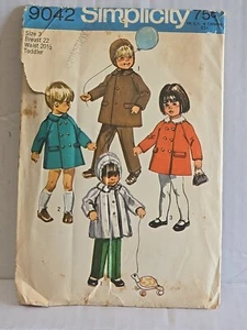 Pantalone cappotto modello Simplicity 9042 taglia 3 bambino vintage 1970 -taglio completo- - Foto 1 di 4