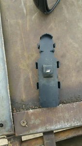 PEUGEOT 307 ELECTRIC WINDOW SWITCH FRONT PASSENGER SIDE 2008 - Picture 1 of 1