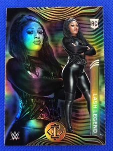 2022 #278 Lash Legend Panini Chronicles Illusions WWE NXT 2.0 RC Bronze - Bild 1 von 2