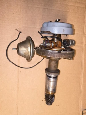 1968-69 Buick Skylark Electra Wildcat Riviera 400 430 Points Distributor 1111335 - Image 1 of 2