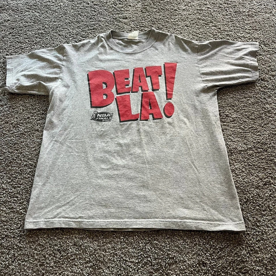 Camisa De Colección 2001 Philadelphia 76ers Finales NBA Beat LA Majestuosa Talla L Sixers Foto 1 de 4