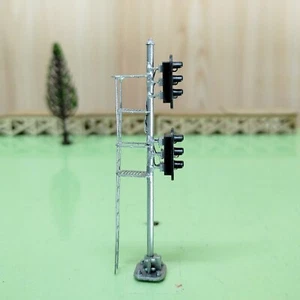 1 x HO scale model railroad 2 heads block signal LED GreenYellowRed light #K33Ky - Picture 1 of 9