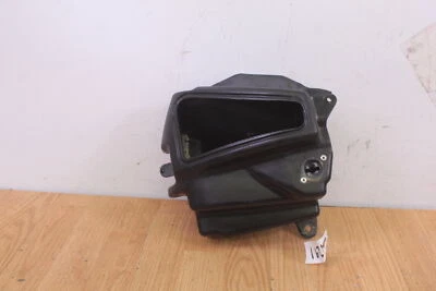 Yamaha V Star 650 2009 herramienta clásica, caja de almacenamiento Foto 1 de 4