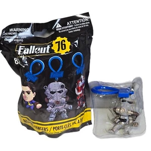 Bethesda Fallout 76 Backpack Hangers Single Grey Silver T-51 NEW Open Bag - Foto 1 di 8