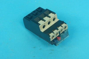 Telemecanique LR2D1312 thermal overload relay 5.5-8 A 3 poles - Bild 1 von 2