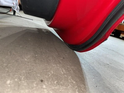 Used Rear Right Door Assembly Rear Side fits: 2015 Volkswagen Jetta Sdn electric - Изображение 1 из 4