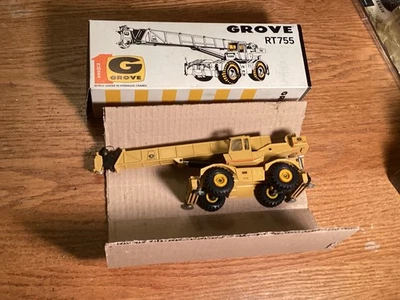 Vintage Grove Die-cast Mobile Crane Model Tractor RT755 W/ Original Box - image 1 of 4