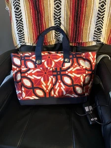 Buckhead Betties Medium Reisetasche mit Reißverschluss Canvas rot abstrakt - Bild 1 von 5