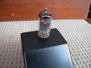 1 VINTAGE MULLARD 12AX7/ECC83 LONG PLATE O GETTER GREAT WORKED CONDITION. - Picture 1 of 9