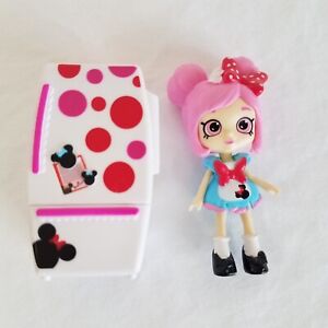 Shopkins Dotty Cakes Doll & Refrigerator from Minnie Mouse Cupcake Kitchen