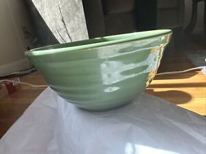 Vintage Bauer Ringware Pottery Mixing/Nesting Bowl No. 12 Green