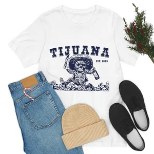 T Shirt Maglietta Divertente Tijuana Vintage Messicana Teschio da Bere Unisex - Foto 1 di 11