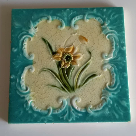 Art Nouveau Henry Richards Majolica Tile yellow Daffodil Torquoise ground Cover