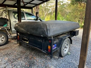Camper trailer 4x4 - Picture 1 of 14