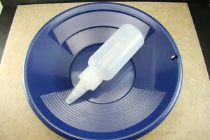 Lot of 50 - 8" Blue Gold Pans w/ Bottle Snuffer-Panning Kit-Prospecting-Mining - Picture 1 of 7