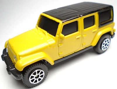 2021 MAISTO 2015 JEEP WRANGLER UNLIMITED YELLOW 1:64 DIECAST 3" TRUCK W/ BLACK - Image 1 of 4