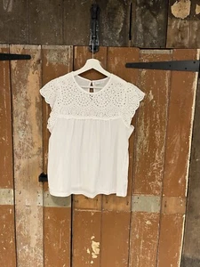 Papaya T-Shirt Tunic Top White Cotton Blend Part Eyelet Short Sleeve UK 18 New - Picture 1 of 12