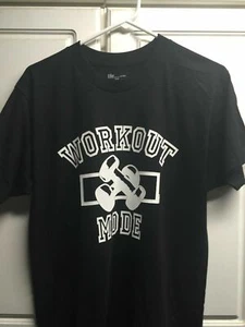 Black Cotton Mens Sz L WORKOUT Mode Work Out Weights Tee Tshirt T shirt    - Picture 1 of 2