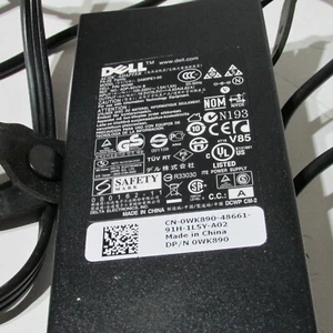 Genuine Dell P-3E Family AC/DC Adapter- Model DA90PE1-00 - Output 19.5V / 4.62A - Picture 1 of 2