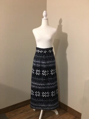 Maxi Falda Súper Cómoda Hecha a Mano Polar Azul Marino Estampado Vacaciones/Invierno Talla Med Foto 1 de 4