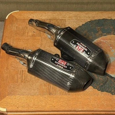 Dual Yoshimura R-77 Slip-ons for Kawasaki Z1000 2010-2013 - Image 1 of 4