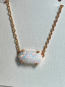 Collar Kendra Scott ópalo Kyocera blanco NUNCA en oro rosa nuevo con etiquetas - Imagen 1 de 3