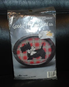 Nuevo de Lote Antiguo 1985 Good Shepherd Scottie perro scooter punto de cruz kit #803528 - Imagen 1 de 1