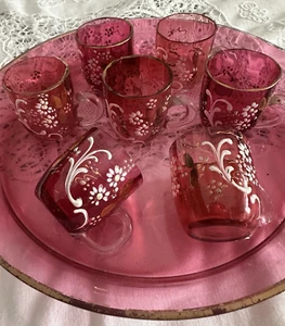 Antico servizio da liquore - sette bicchierini con vassoio  - dipinti a mano - Foto 1 di 13