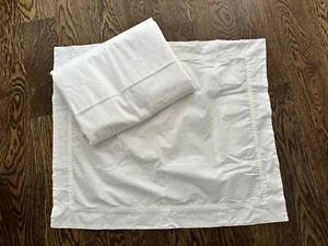 Set Fienile Ceramica~NUOVO Copripiumino Doppio Cotone Bianco Chiusura Bottoni~Finta 24x30 - Foto 1 di 10